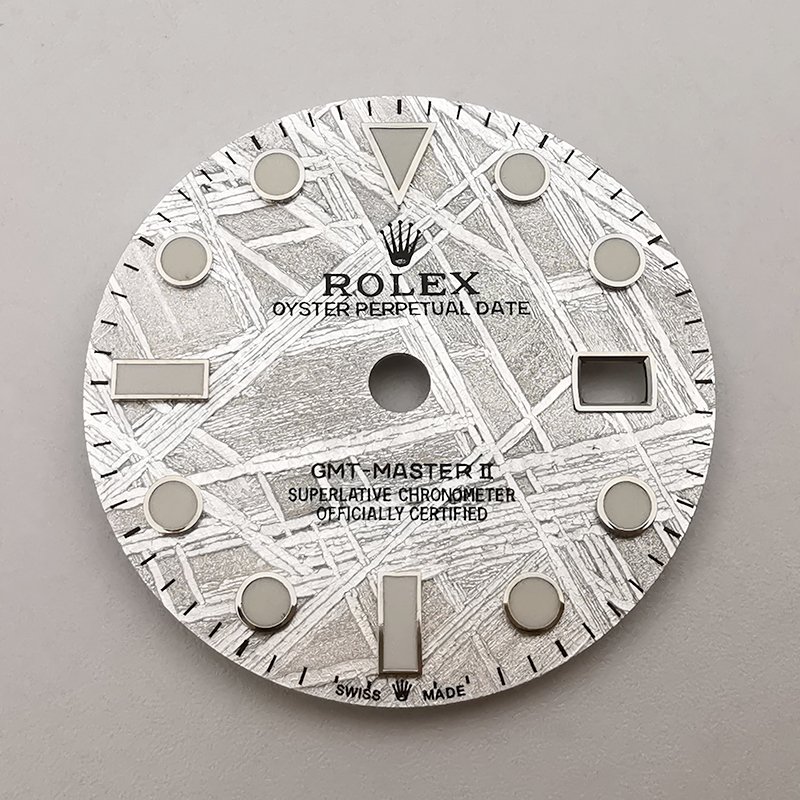 GMT-Meteorite-watch-dial-800x800