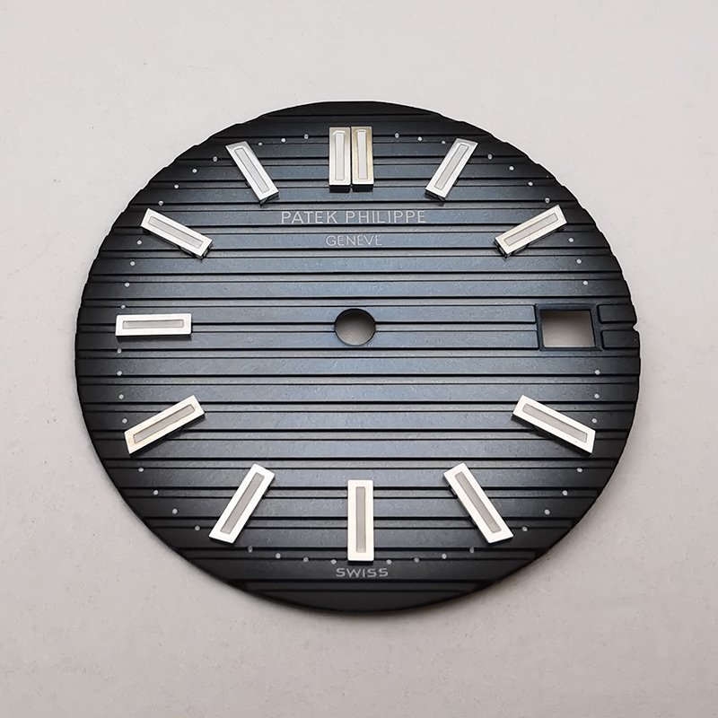 Patek-Philippe-Nautilus-5711-green-watch-dial-3-800×800-1