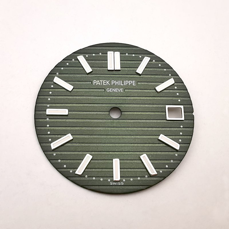 Patek-Philippe-Nautilus-5711-green-watch-dial-800x800