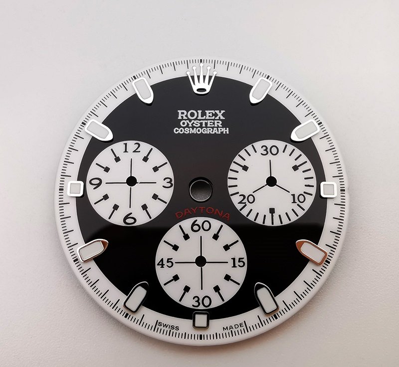 vintage-rolex-daytona-watch-dial-1-800x800